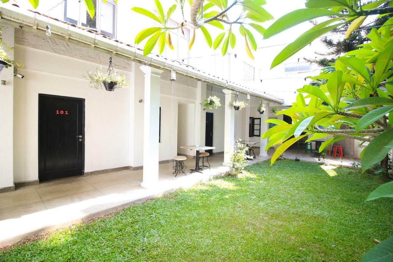 Clock Inn Dehiwala Luaran gambar